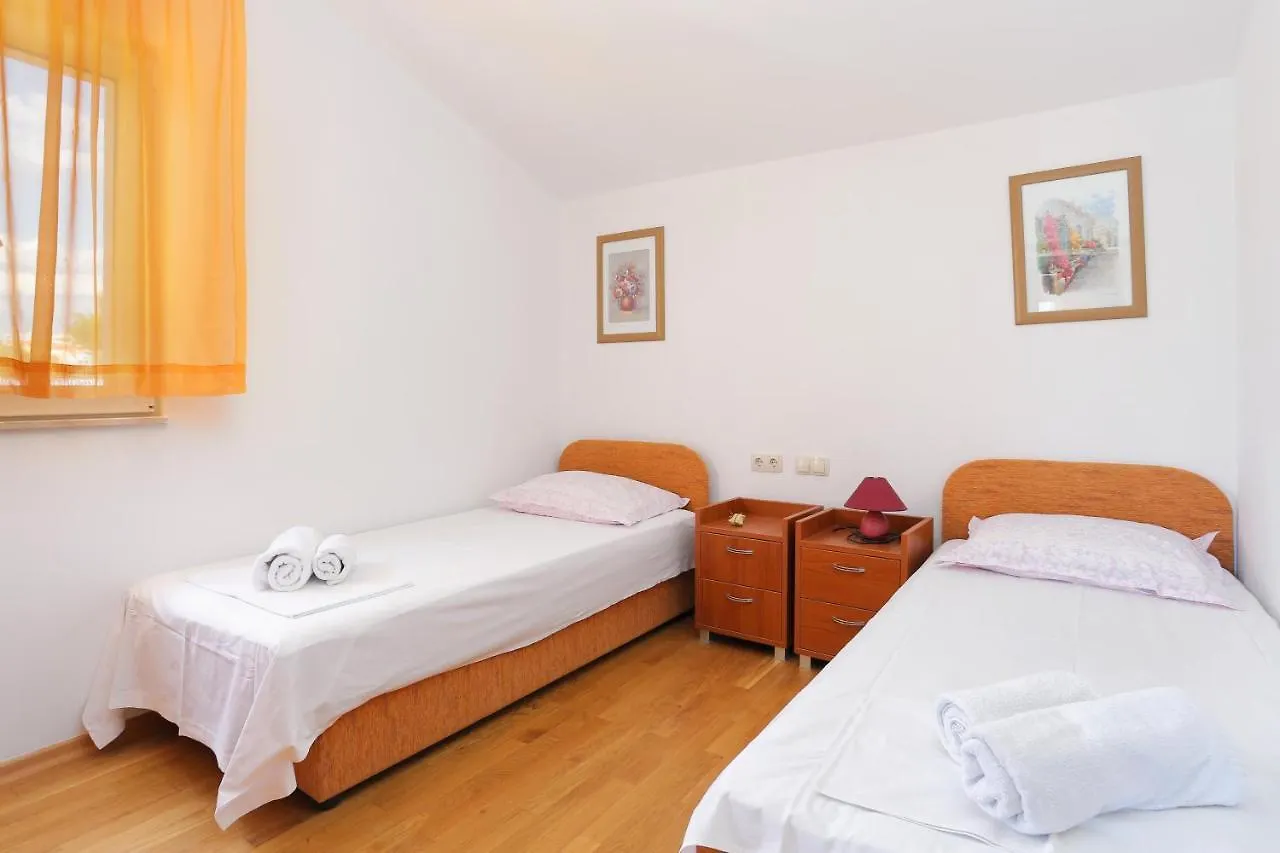 Apartments By The Sea Seget Vranjica, Trogir - 13771