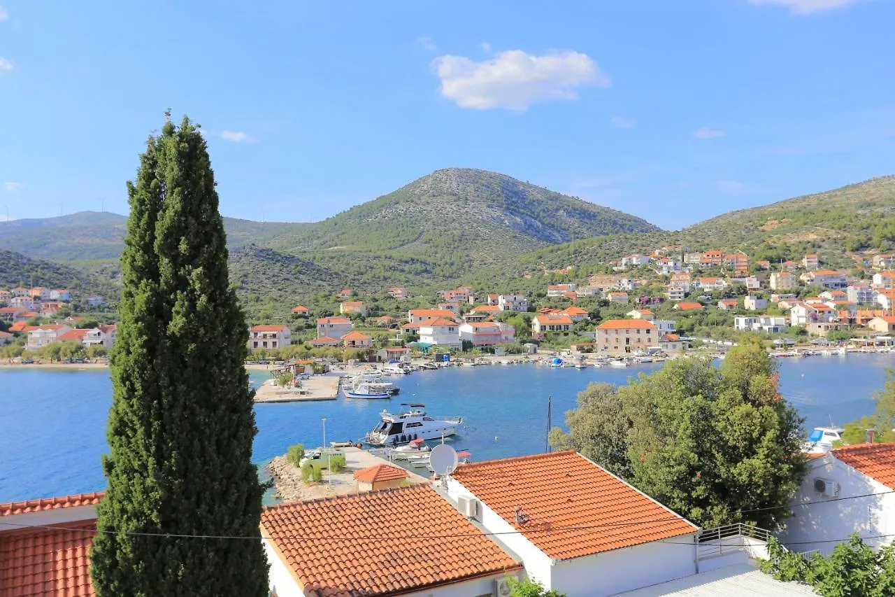Apartments By The Sea Seget Vranjica, Trogir - 13771